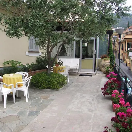 Otel Amelia Alassio