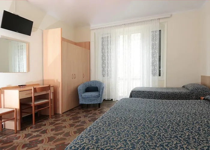 Amelia 2* 알라시오