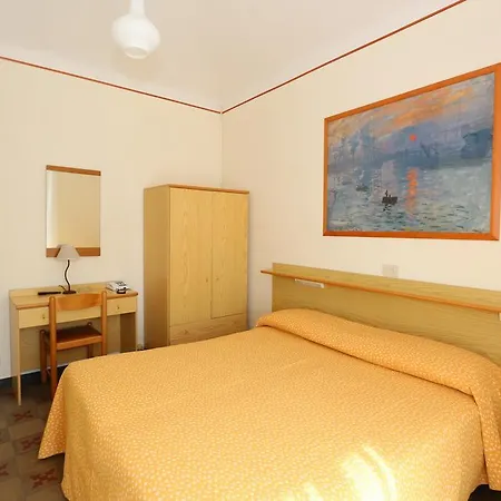 阿米莉亚别墅酒店 2*