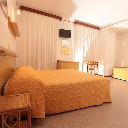 Hotell Amelia Alassio