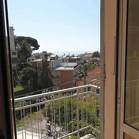 Hotel Amelia 2*