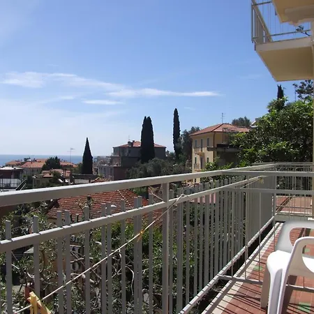 阿米莉亚别墅酒店 阿拉西奥